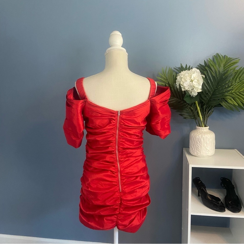 Whyte Valentyne Red Ruched Bodycon Mini Dress - Picture 8 of 9